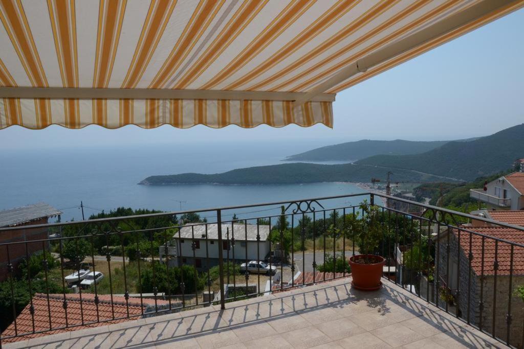 Marinovic Apartments بودفا المظهر الخارجي الصورة